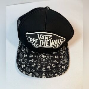 Vans off the wall StarWars trucker hat used. Collectable, one size fits most